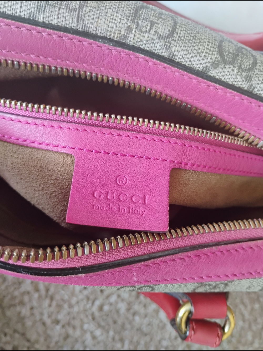 Gucci GG 2 Tone Supreme Boston Bag - Preloved - Picture 11 of 14